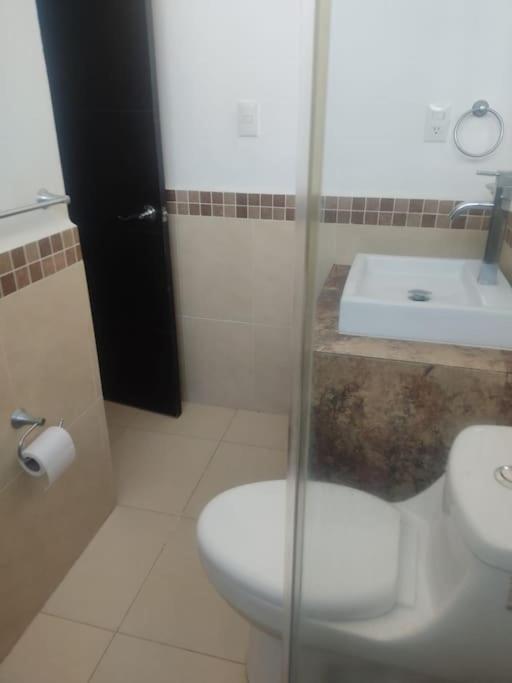 فيلا Laurel de Lagunillasفي Casa Fracc El Cielo Residencial Con Acceso A Casa Club المظهر الخارجي الصورة